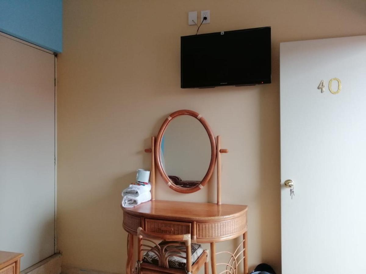 Hotel Real Кадерейта де Монтес Екстериор снимка